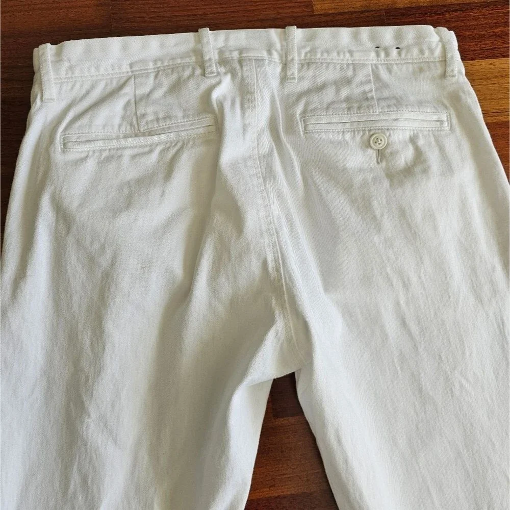 Men's J. Crew 484 Slim Fit Stretch  White Jeans 30x32.  Excellent Condition